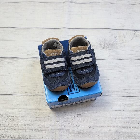 3C Stride Rite Navy Wyatt Sneakers - Picture 1 of 9